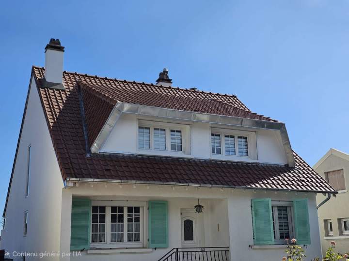 Toit maison en tuiles Argenteuil